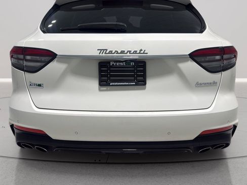 Used 2023 Maserati Levante Modena AWD/4WD image 10