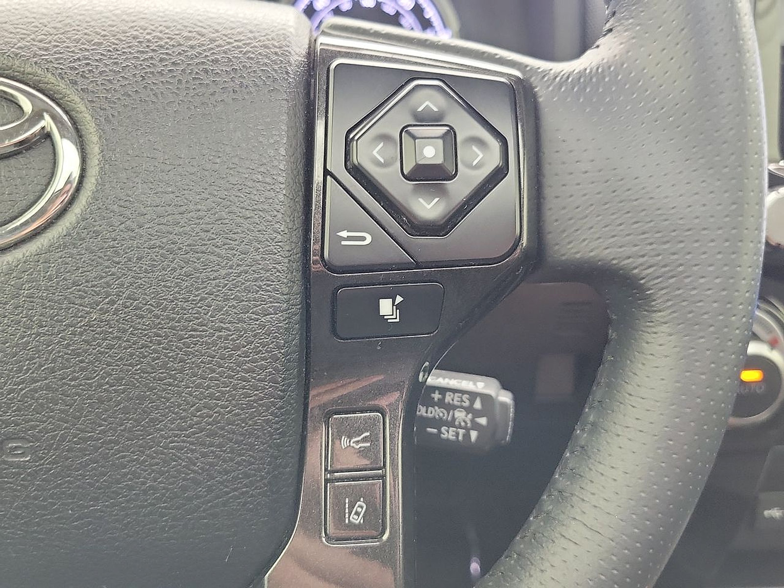 Used 2021 Toyota 4Runner Nightshade AWD/4WD image 22
