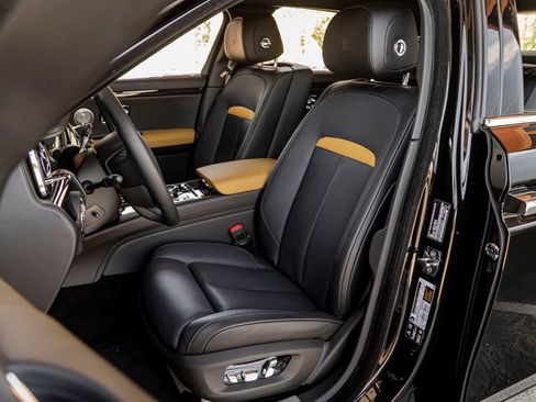 Certified 2026 Rolls-Royce Ghost AWD/4WD image 23
