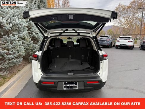 Used 2025 Nissan Pathfinder SV image 37