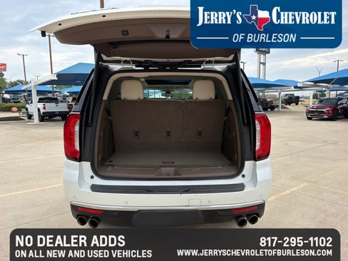 Used 2021 GMC Yukon Denali RWD image 8