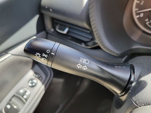 Used 2025 Nissan Sentra S FWD image 14