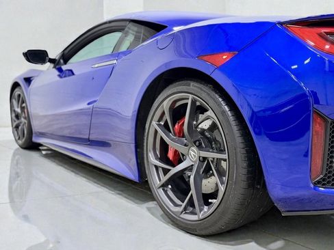 Used 2017 Acura NSX image 23