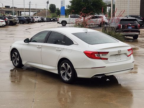 Used 2018 Honda Accord EX image 7