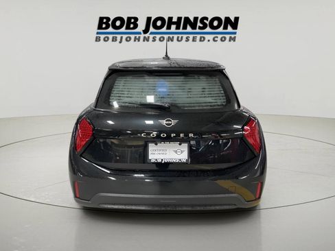 Used 2025 MINI Cooper 2-Door Hardtop image 5