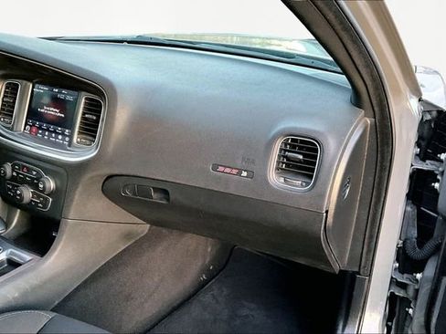 Used 2019 Dodge Charger Scat Pack image 18
