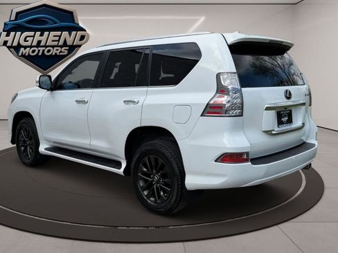 Used 2022 Lexus GX 460 Premium w/ Premium Package image 4