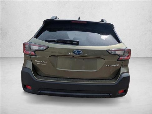 Used 2025 Subaru Outback Premium AWD/4WD image 7
