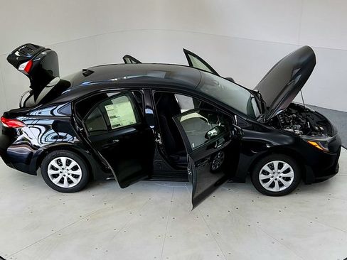 Certified 2023 Toyota Corolla LE w/ Carpet Mat Package (TMS) FWD image 28