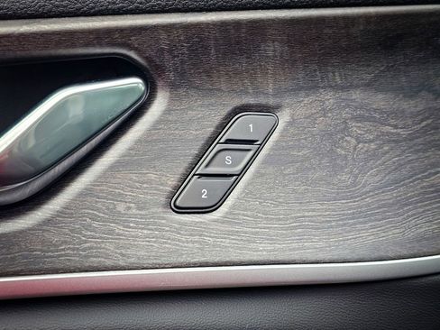 New 2025 Jeep Grand Cherokee Limited image 11