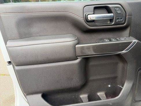 Used 2022 GMC Sierra 2500 AT4 image 8