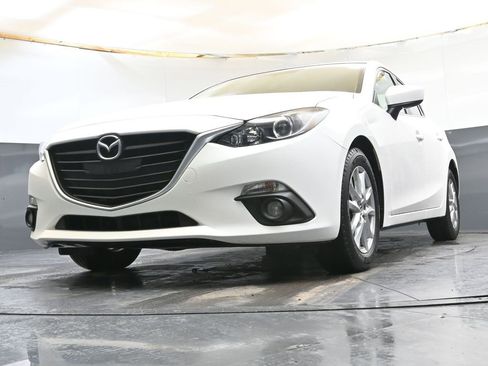 Used 2015 MAZDA MAZDA3 i Grand Touring image 38
