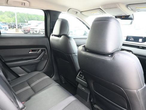 Used 2024 MAZDA CX-50 AWD 2.5 S w/ Preferred Package image 26
