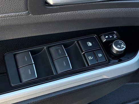 Certified 2026 Toyota Sienna Limited FWD image 13