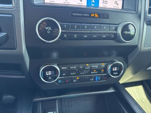 Used 2019 Ford Expedition XLT w/ Equipment Group 202A image 15