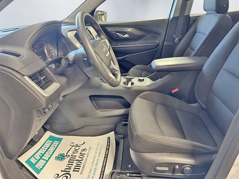 Used 2022 GMC Terrain SLE w/ Driver Convenience Package image 14