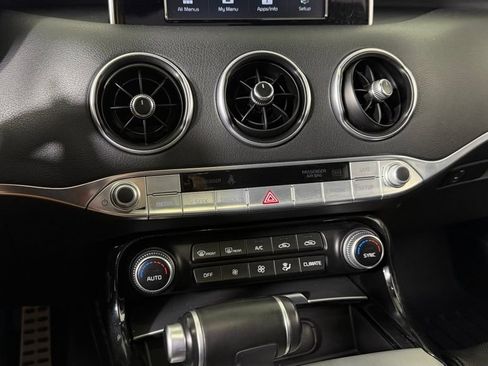 Used 2018 Kia Stinger GT AWD/4WD image 22