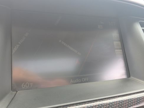 Used 2020 Nissan Pathfinder SL AWD/4WD image 32