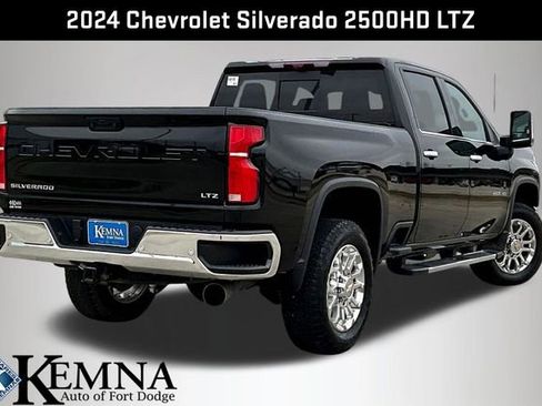 Used 2024 Chevrolet Silverado 2500 LTZ w/ LTZ Premium Package image 8