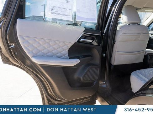 Used 2022 Mitsubishi Outlander SEL image 20