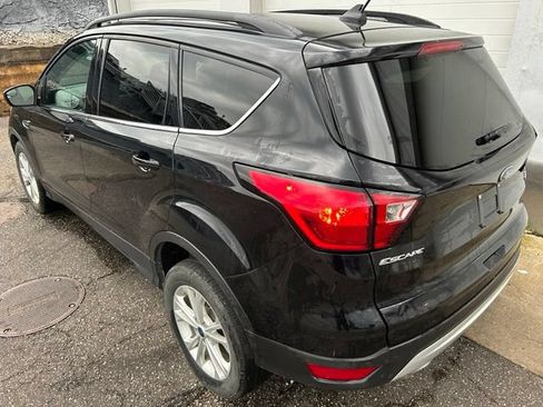Certified 2019 Ford Escape SEL AWD/4WD image 4