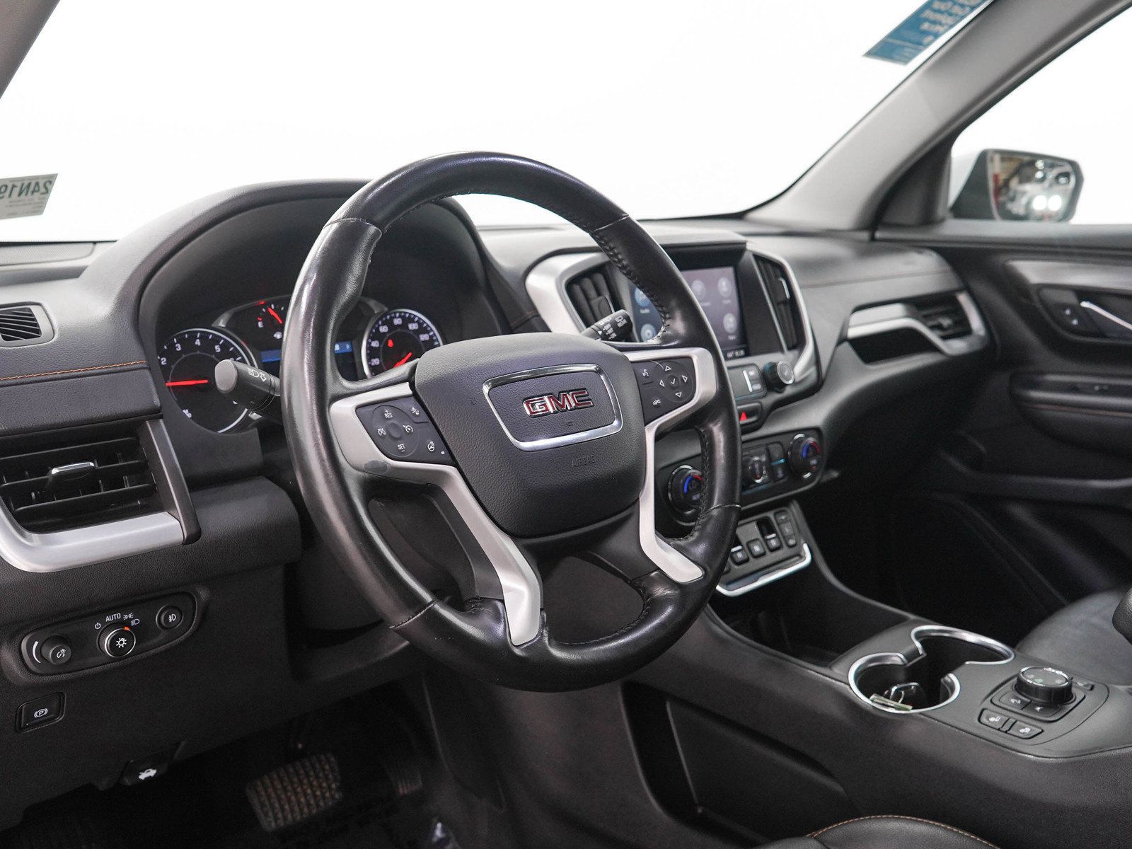 Used 2020 GMC Terrain SLT w/ Preferred Package AWD/4WD image 26