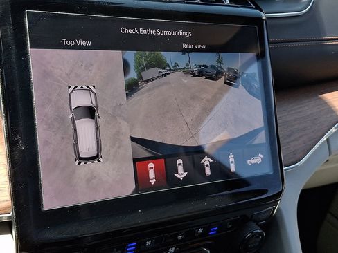 Used 2022 Jeep Grand Cherokee L Summit w/ Luxury Tech Group V AWD/4WD image 19