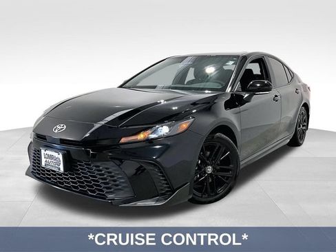 Used 2026 Toyota Camry SE AWD/4WD image 4