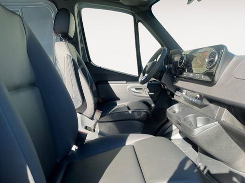 New 2026 Mercedes-Benz Sprinter 2500 image 15