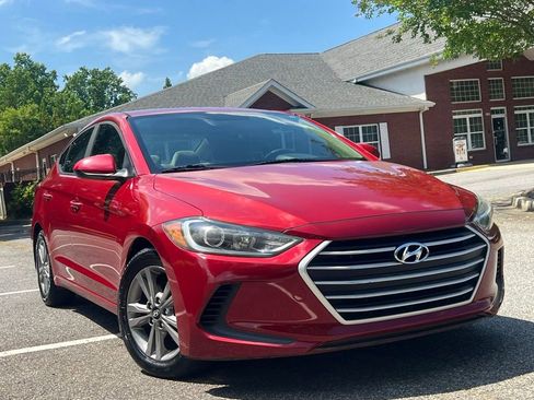 Used 2017 Hyundai Elantra SE FWD image 7