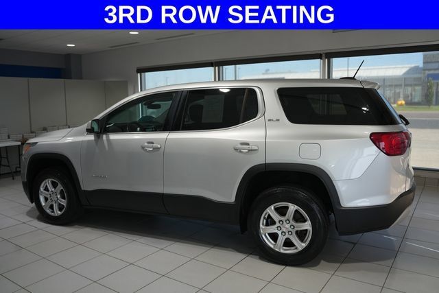 Used 2018 GMC Acadia SLE AWD/4WD image 4