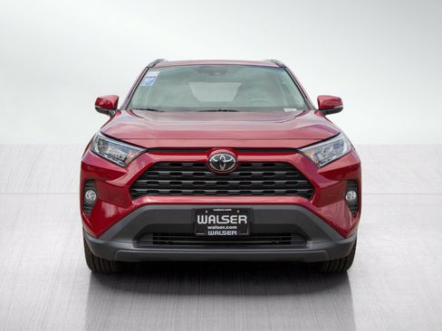 Used 2020 Toyota RAV4 XLE Premium AWD/4WD image 8