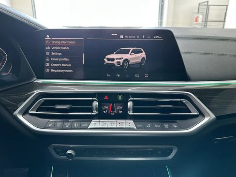 Used 2019 BMW X5 xDrive40i w/ Convenience Package AWD/4WD image 22