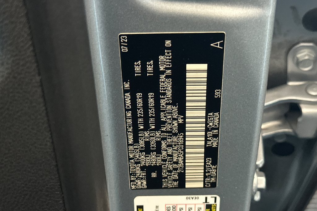 Certified 2023 Lexus RX 350 FWD w/ Cold Area Package image 28