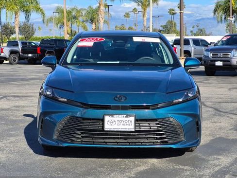 Used 2025 Toyota Camry LE image 2