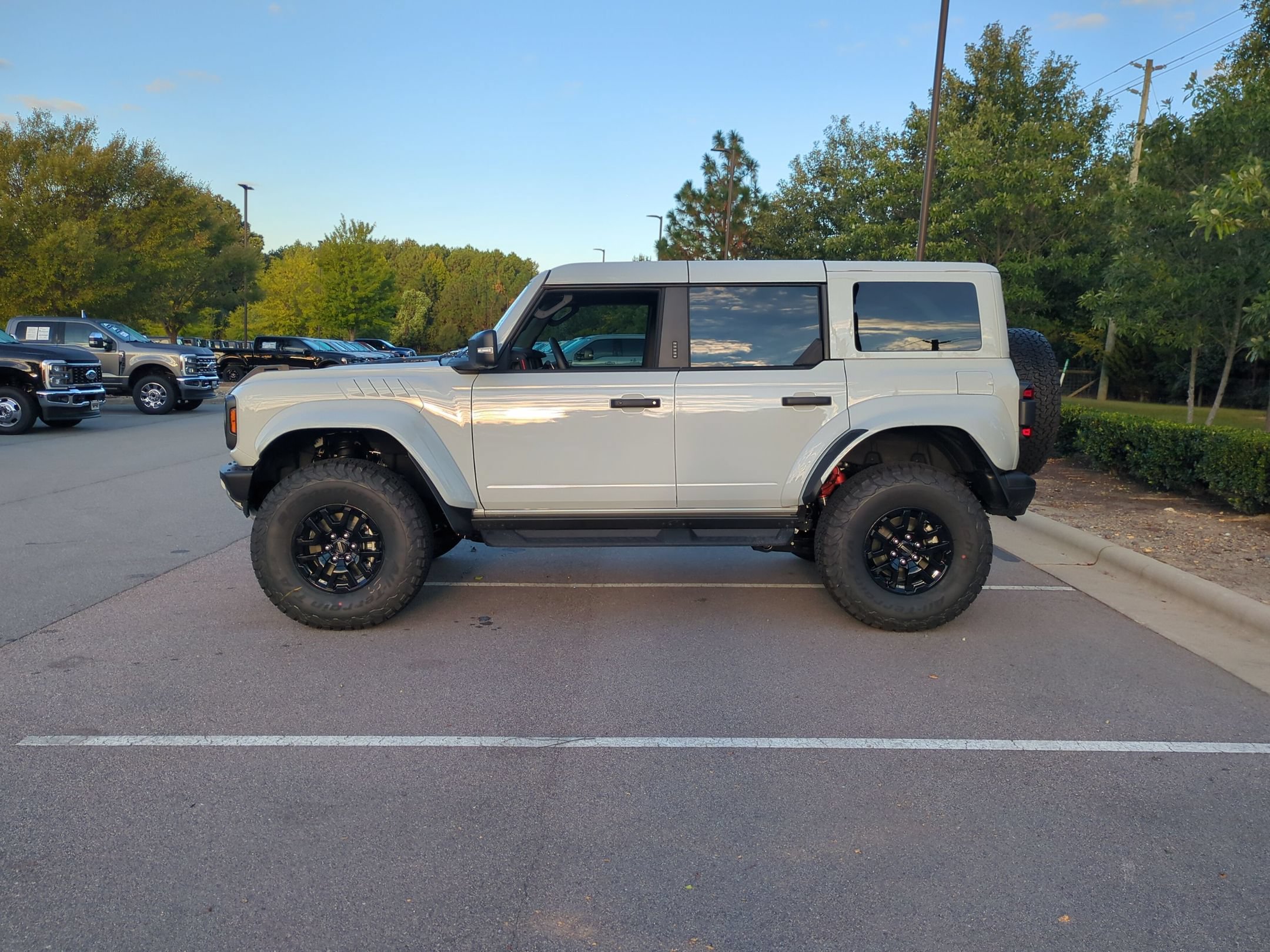New 2026 Ford Bronco Raptor AWD/4WD image 7