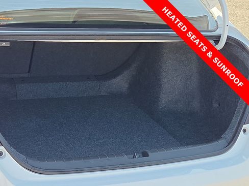 Used 2022 Honda Accord Sport image 9