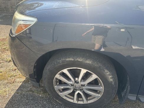 Used 2014 Nissan Pathfinder SL w/ SL Premium Package AWD/4WD image 24