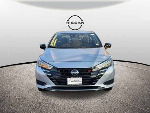 Certified 2025 Nissan Versa SR w/ Trunk Package image 2