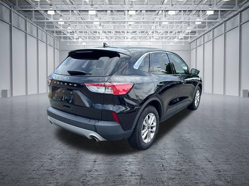 Used 2021 Ford Escape SE w/ Convenience Package FWD image 7