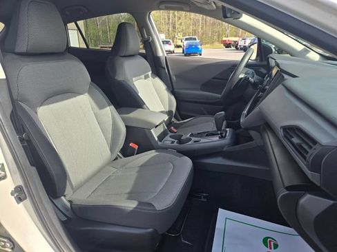 Used 2024 Subaru Crosstrek 2.0i Premium w/ Crosstrek Mirror Package AWD/4WD image 25