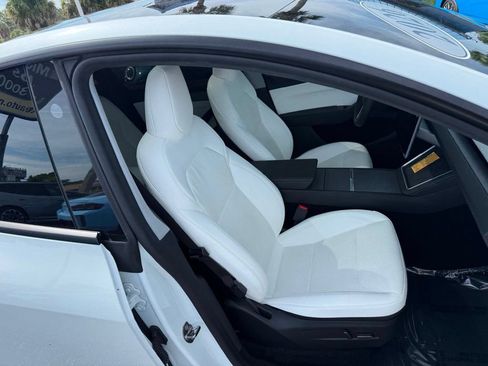 Used 2026 Tesla Model Y Long Range AWD/4WD image 30