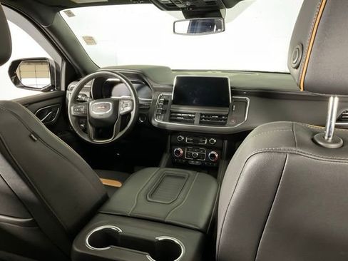 Used 2024 GMC Yukon AT4 w/ AT4 Premium Package image 17