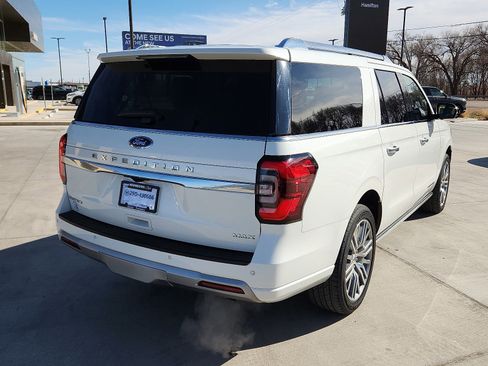 Used 2022 Ford Expedition Max Platinum image 4