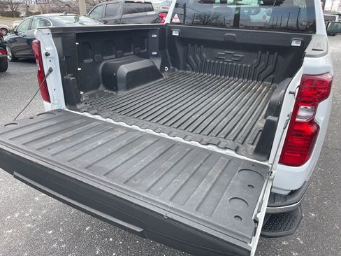 Used 2023 Chevrolet Silverado 1500 LT image 16