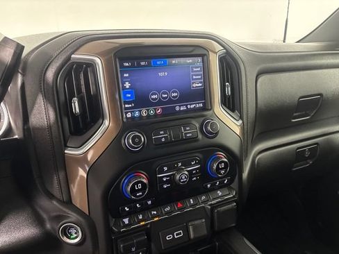 Used 2020 Chevrolet Silverado 2500 High Country w/ Z71 Off-Road Package AWD/4WD image 18