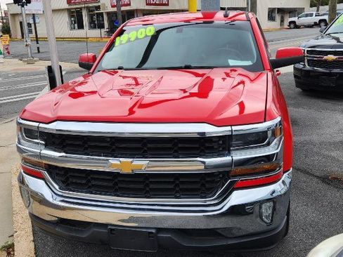 Used 2017 Chevrolet Silverado 1500 LT w/ Texas Edition image 3