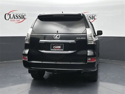 Used 2016 Lexus GX 460 image 8