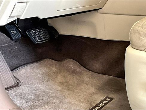 Used 2017 Lexus GX 460 460 image 22