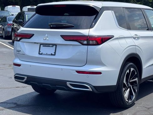 Used 2022 Mitsubishi Outlander ES FWD image 39